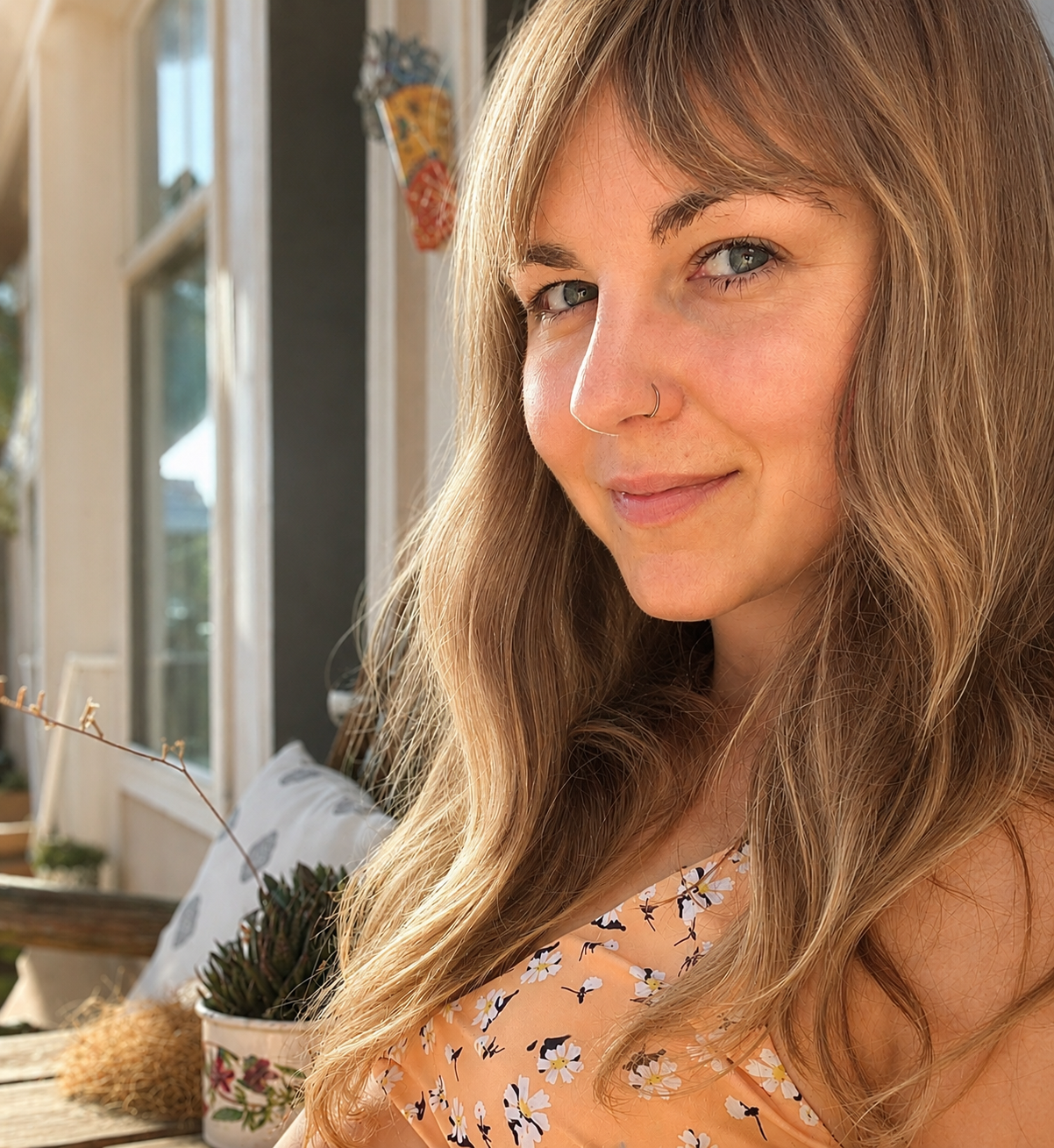 Samira Razick About – Sam Risak